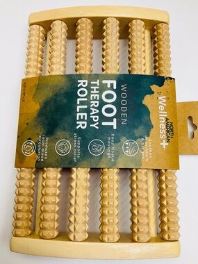 NWT Wooden Foot Therapy Roller - Natural Wood 11.5”x7.5”x2” | Massage Self Care